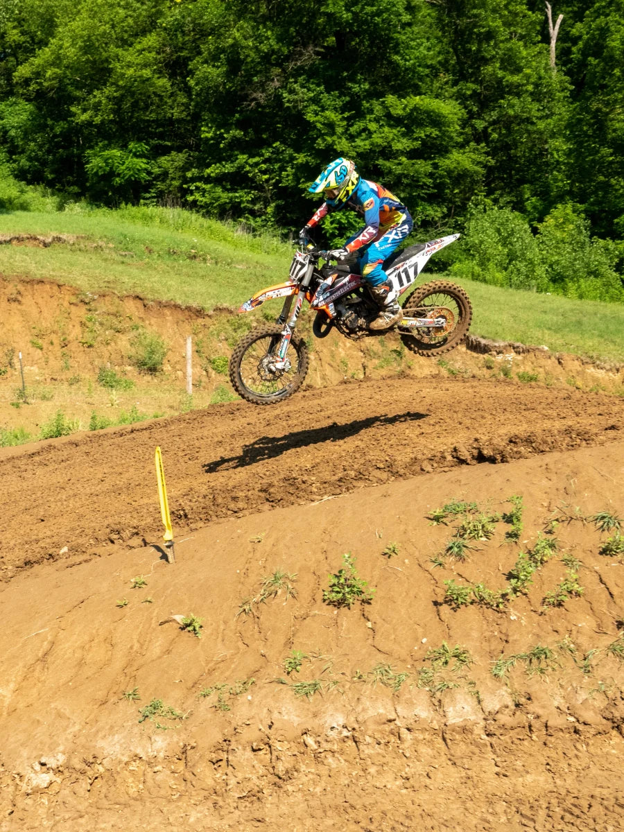 SENBEDER motocross jump off-road track